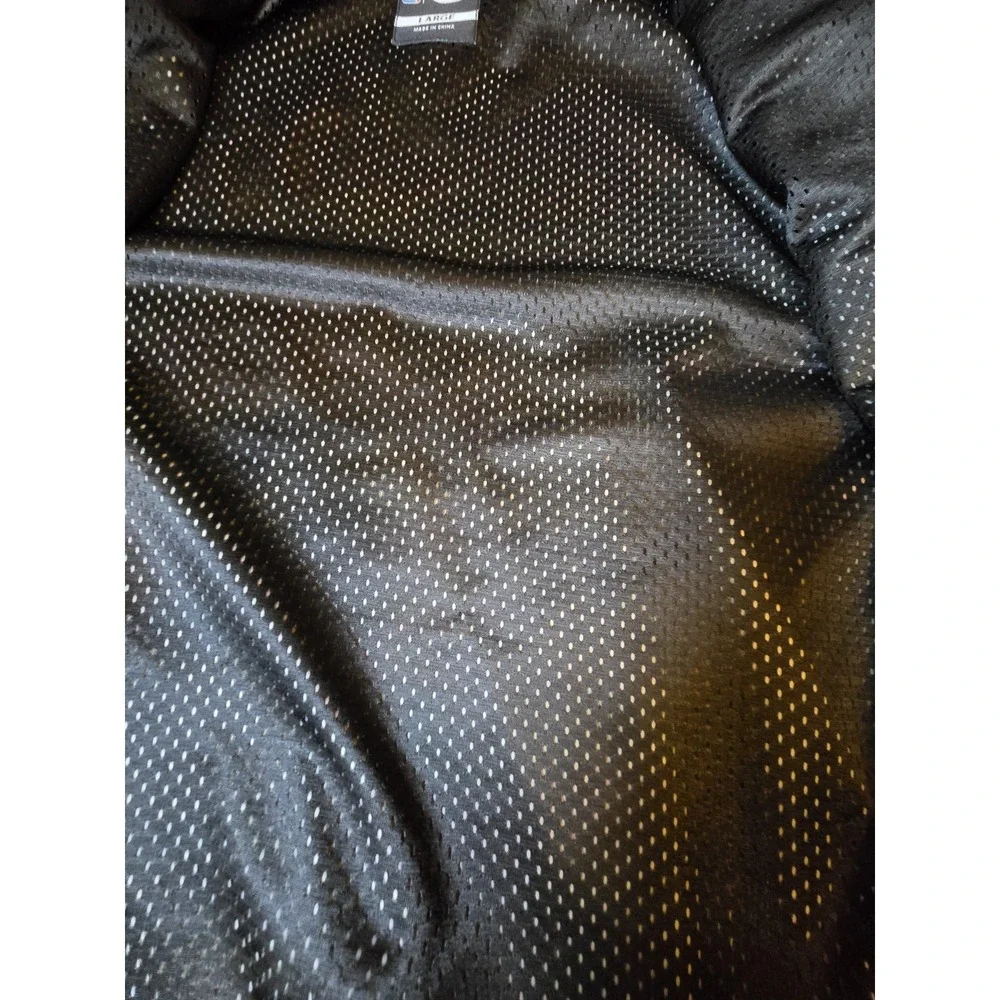 NBA Chicago Bills Camo Lightweight Mens Jacket Size Large With Mesh Lining‎ Logo
